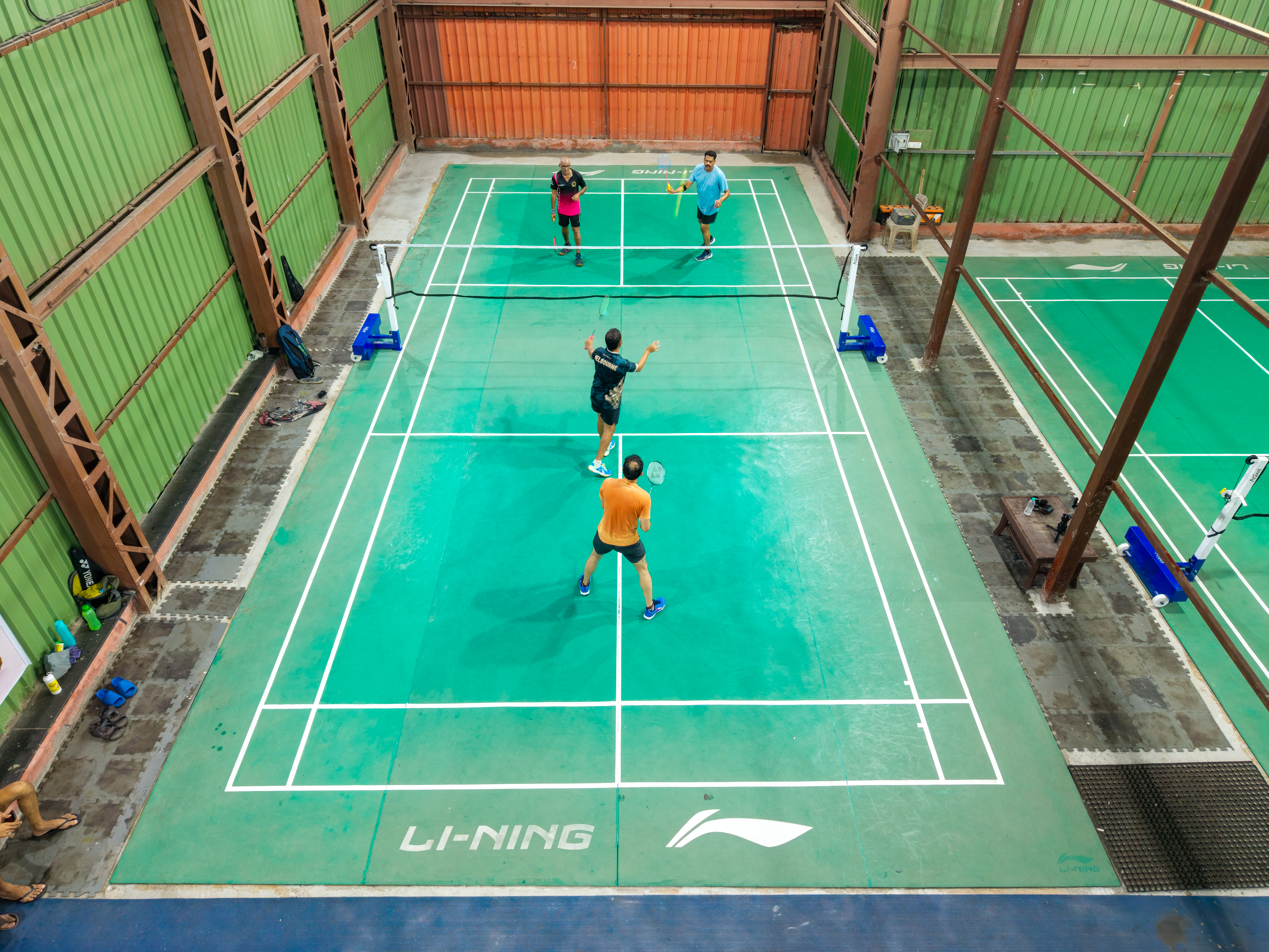 Badminton